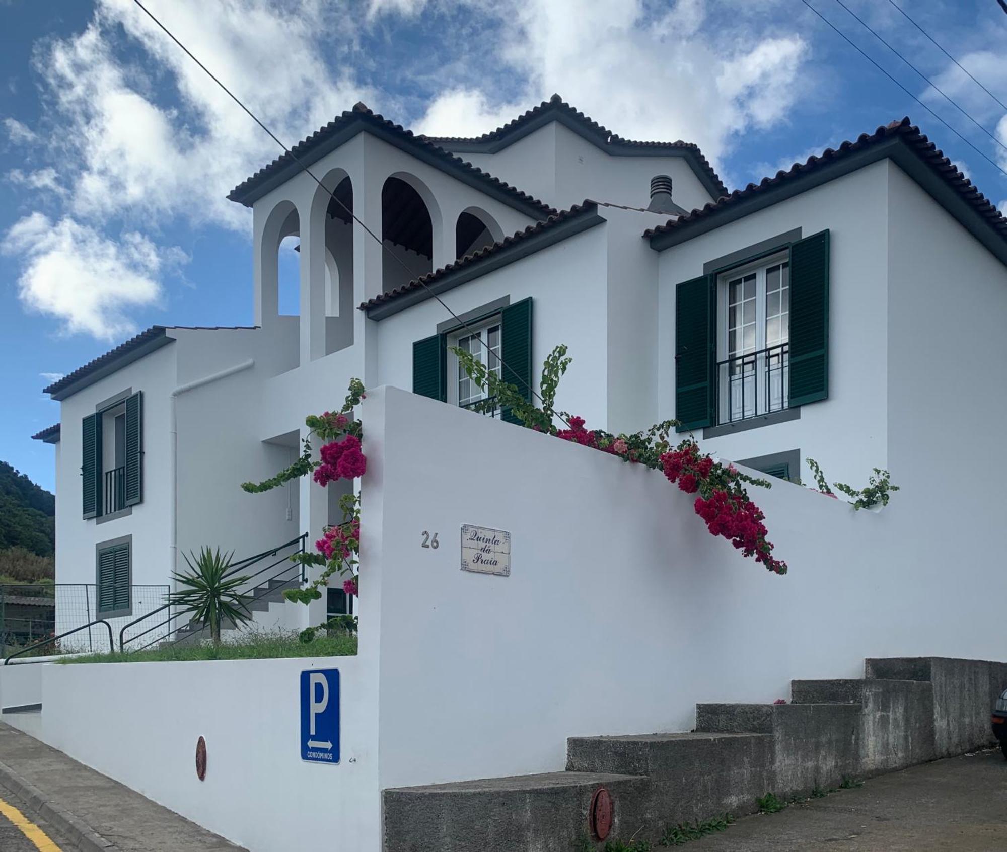 Azor Beach Lodge Ponta Delgada Buitenkant foto